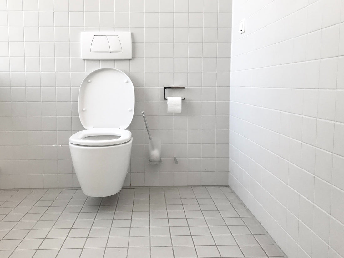 Guide to keeping your toilet bowl white