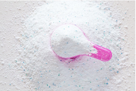 Traditional laundry detergents  vs Born Good Plant-based fragrance laundry detergent